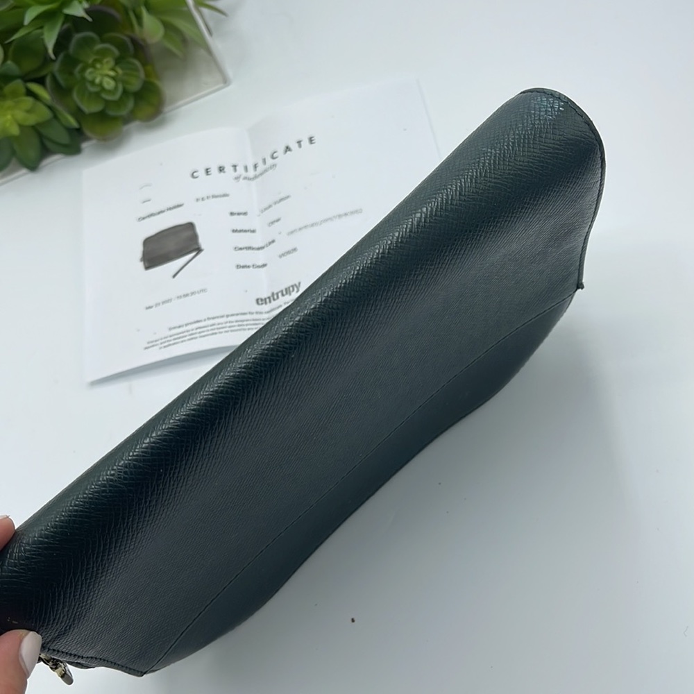 AUTHENTIC Louis Vuitton clutch / wristlet - Picture 10 of 12